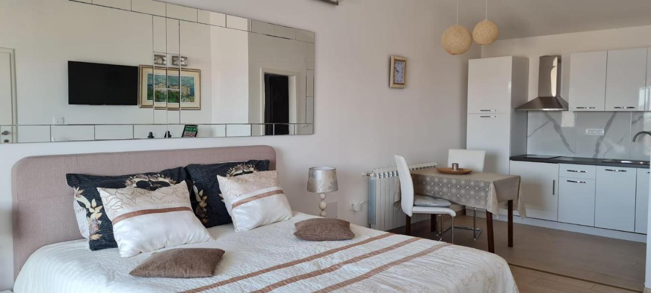 Beautyful Sea View 6 Luxury Studio Danijela Senj  Bagian luar foto