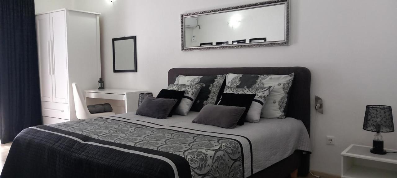 Beautyful Sea View 6 Luxury Studio Danijela Senj  Bagian luar foto